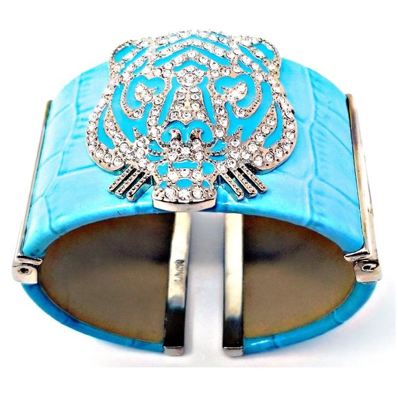 Women's Designer Leather Wrist Cuff Bracelet - Picture 2 of 4